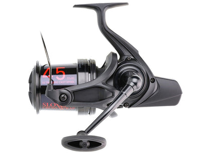 daiwa emblem big pit reel BR 25 A protecting your rig during powerful casts. DAIWA 23 Emblem 35 SCW